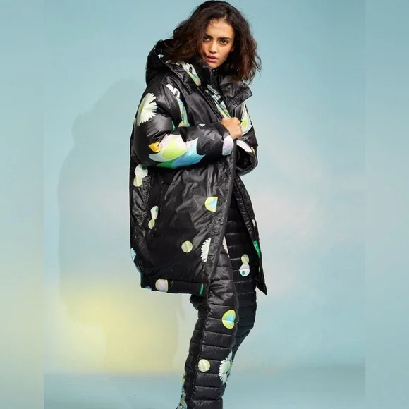 625$ Cynthia Cosmic Puffer jacket - Picture 2 of 4